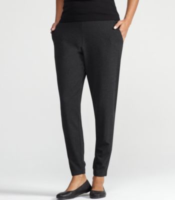 Slouchy Tapered Pant in Cozy Viscose Stretch