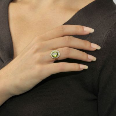 2.50 Carat Peridot and Diamond Ring In 14kt Yellow Gold. Size 7 &mdash; Alt Image 3