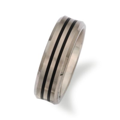 Men's Titanium Engine-Turned Wedding Band &mdash; Alt Image 2