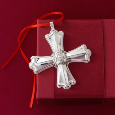 2009 Reed & Barton Annual Sterling Silver Cross Ornament -39th Edition &mdash; Alt Image 1