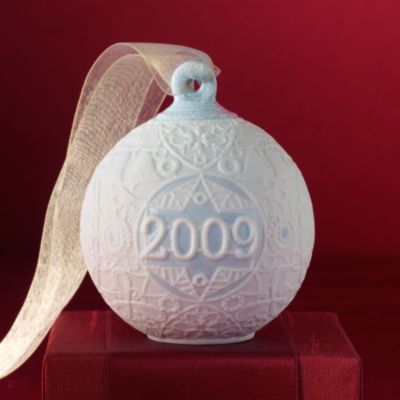 Lladro 2009 Annual Ornament &mdash; Alt Image 3