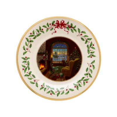 Plate "Cozy Christmas"Lenox 2009 19th Edition Annual Christmas Collection   &mdash; Alt Image 1