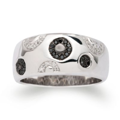 .10 ct. t.w. Black and White Diamond Band Ring In Sterling Silver. Size 7 &mdash; Alt Image 1