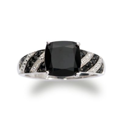 Black Onyx Ring With Diamond Accent In 14kt White Gold. Size 6 &mdash; Alt Image 1