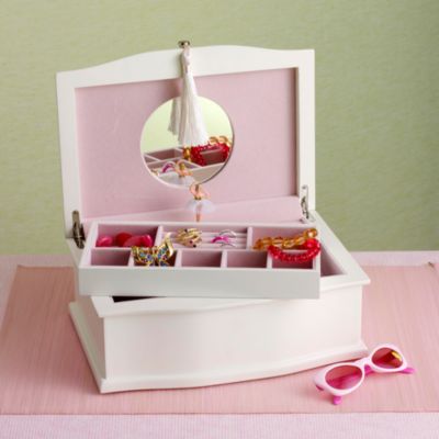 White Ballerina Jewelry Chest From Reed & Barton &mdash; Alt Image 1
