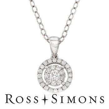 .60ct t.w. Diamond Circle Pendant Necklace In Gold. 18