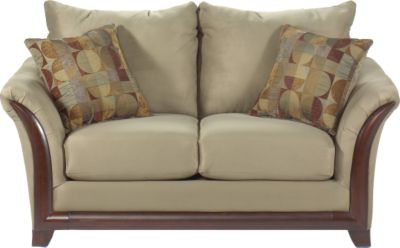 Keelan Loveseat