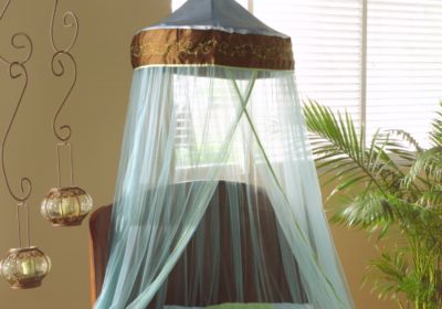 Botanika Deluxe Canopy and Pillow Set