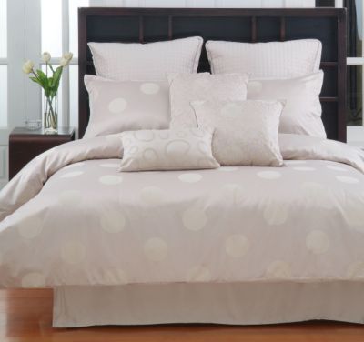 Bubbles 9 Pc Queen Comvet Set