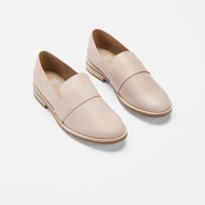 Hayes Smooth Leather Loafer | EILEEN FISHER